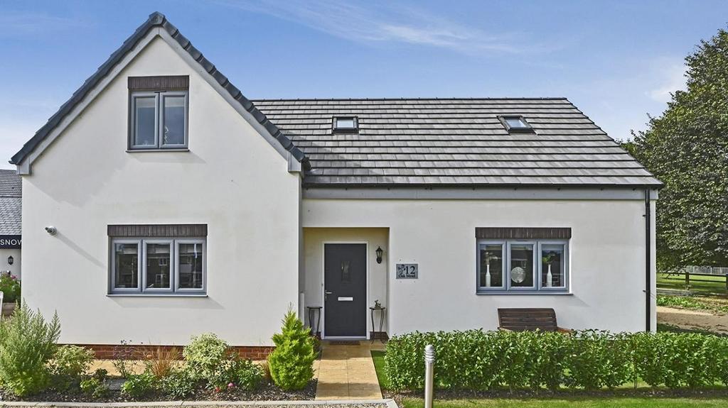 112, Pentire at Snowdon Grange, Chard TA20 2FR 3 bed detached house £
