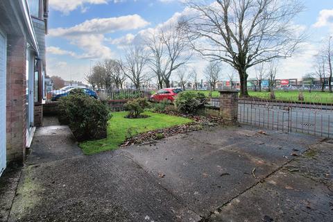 551 Winwick Road, Warrington, WA2 8QE