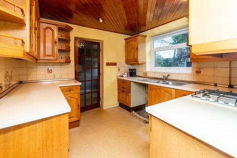 551 Winwick Road, Warrington, WA2 8QE