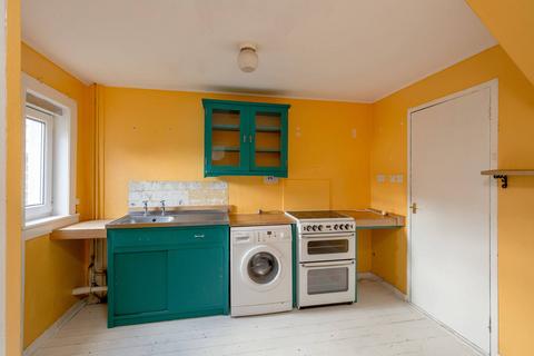 49 Firrhill Crescent, Edinburgh, EH13 9EW