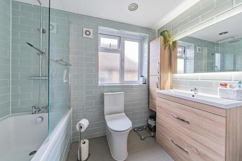 29 Annesley Drive, Croydon, CR0 8QX