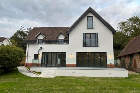 6 bedroom detached house for sale, Town Lane, Stevenage SG2