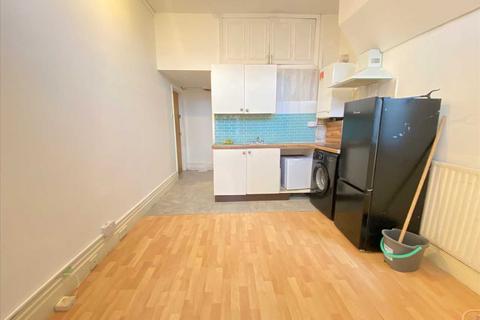 undefined, Craven Avenue, Ealing