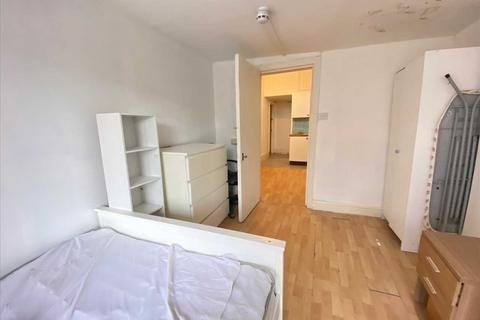undefined, Craven Avenue, Ealing