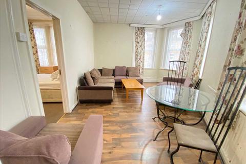 1 bedroom apartment to rent, Manor road, West Ealing
