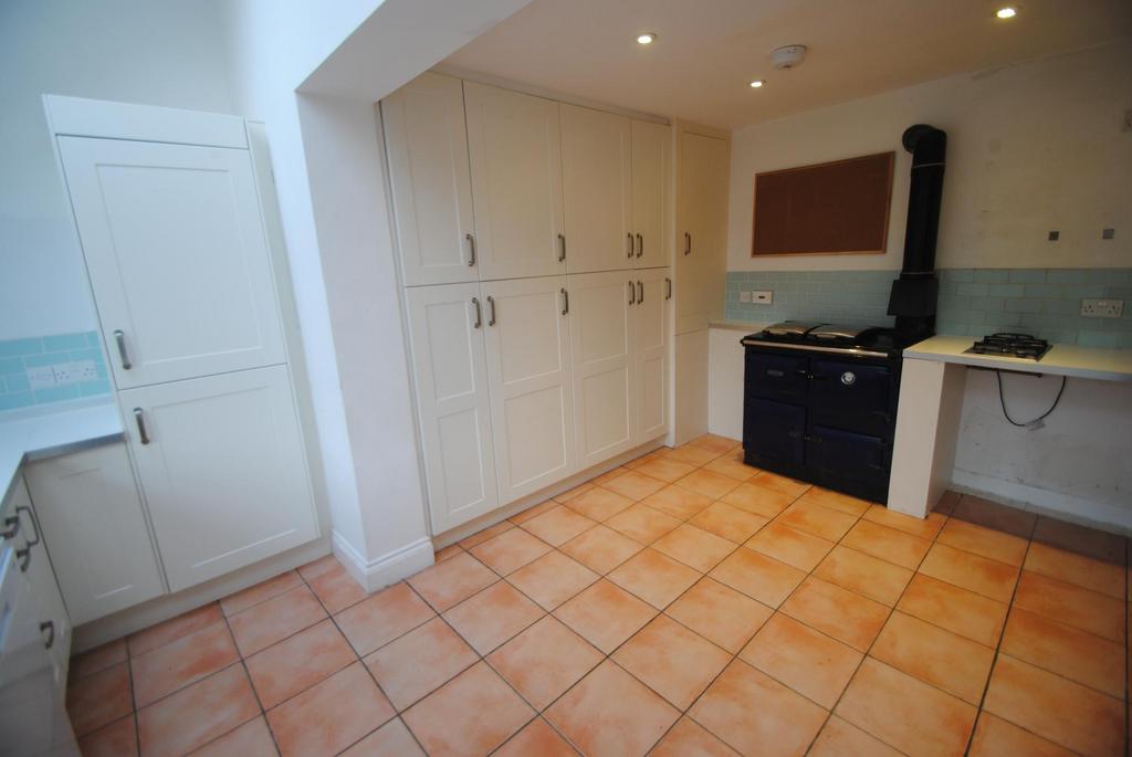 Kitchen 2