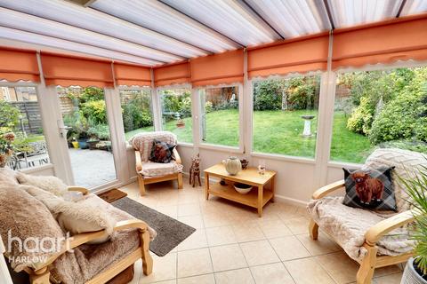 31 Fir Park, Harlow, CM19 4JY