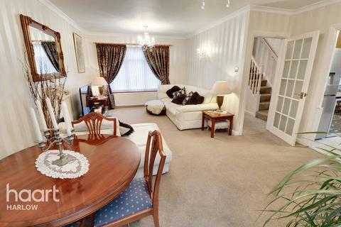 31 Fir Park, Harlow, CM19 4JY