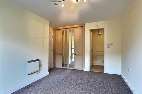 4, Wordsworth House Blackthorn Road, Ilkley, LS29 8US