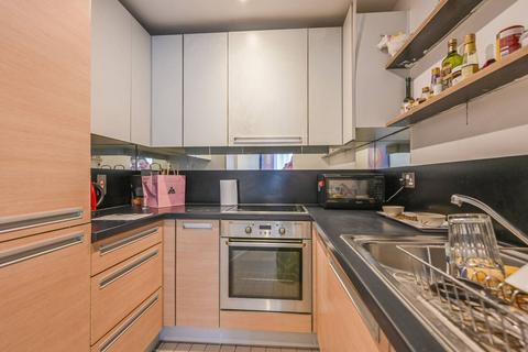 1 bedroom flat for sale, Biscayne Avenue, Canary Wharf, London, E14