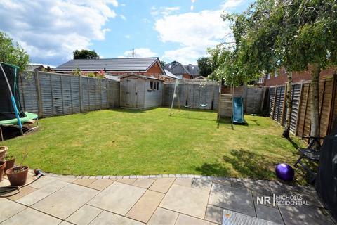 30 Poplar Crescent, Epsom, KT19 9ER