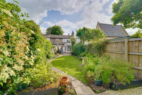2 bedroom terraced house for sale, Hemingford Grey, Huntingdon, Cambridgeshire, PE28