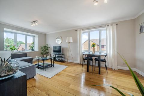 48 Kipling Drive, London, SW19 1TW