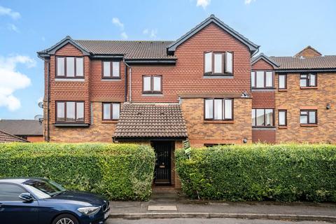 48 Kipling Drive, London, SW19 1TW