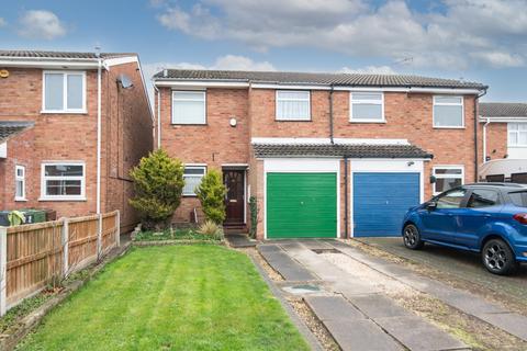 70 Grayshott Close, Bromsgrove, B61 8QA