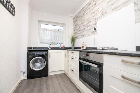 70 Grayshott Close, Bromsgrove, B61 8QA