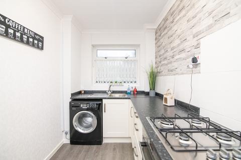 70 Grayshott Close, Bromsgrove, B61 8QA