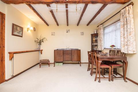 70 Grayshott Close, Bromsgrove, B61 8QA