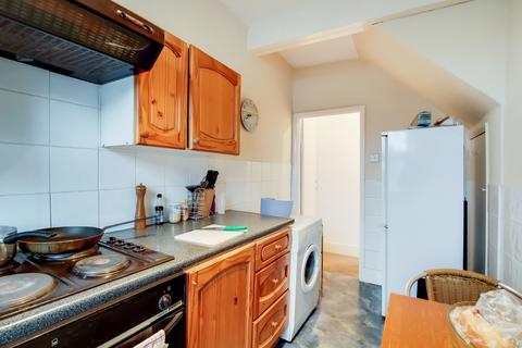 2 bedroom apartment for sale, Church Road, Teddington, Greater London, TW11