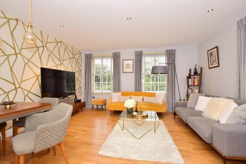 Flat 6, 10 Dover Road, Sandwich, CT13 0BN