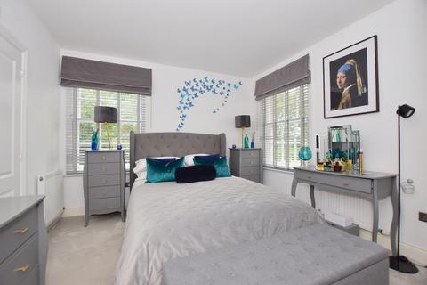 Flat 6, 10 Dover Road, Sandwich, CT13 0BN