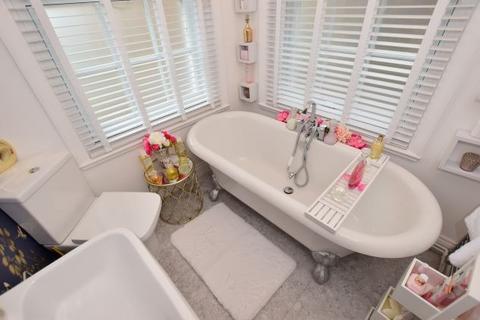 Flat 6, 10 Dover Road, Sandwich, CT13 0BN