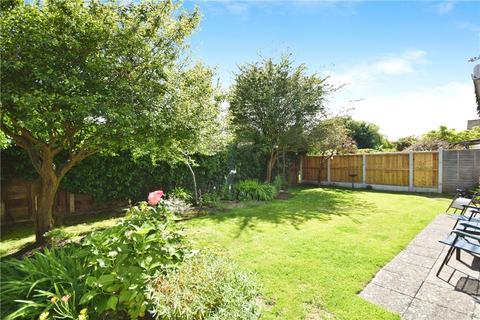 2 bedroom bungalow for sale, Pole Barn Lane, Frinton-on-Sea, Essex