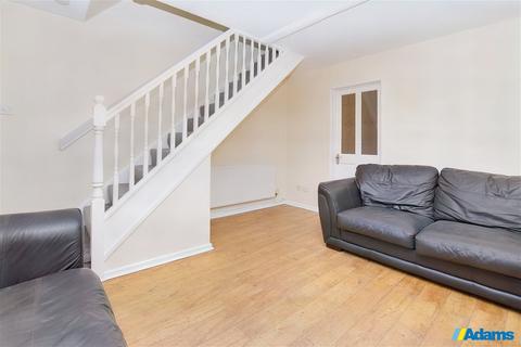 2 bedroom semi-detached house for sale - Chiswick Close, Runcorn