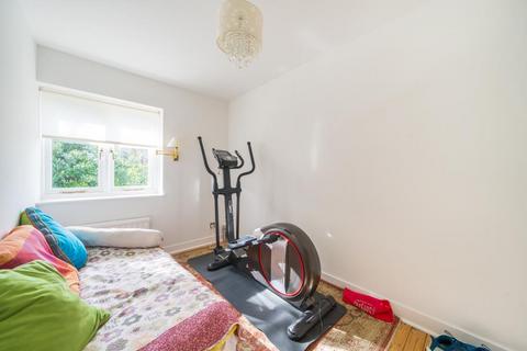 21 Woodhall Drive, London, SE21 7HJ