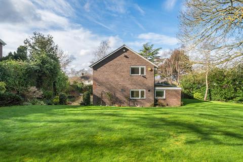 21 Woodhall Drive, London, SE21 7HJ