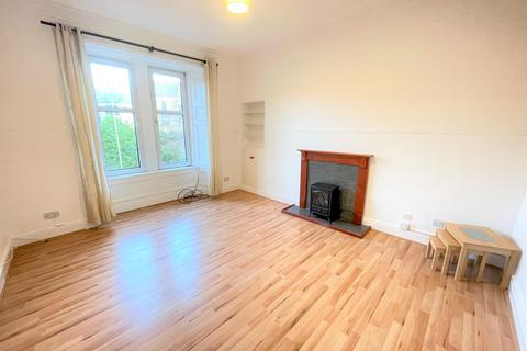 2 bedroom flat to rent, Tullideph Road, Dundee, DD2