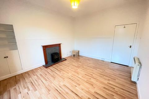 2 bedroom flat to rent, Tullideph Road, Dundee, DD2