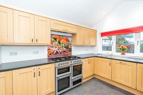 45 Boswall Drive, Edinburgh, EH5 2DU