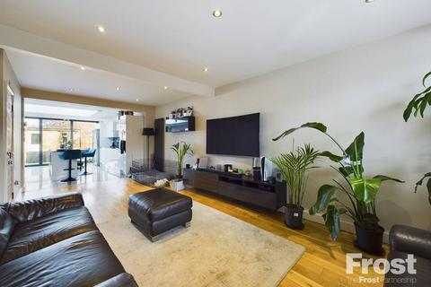 97 The Drive, Feltham, TW14 0AH