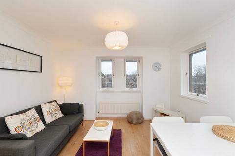5/12 Boat Green, Edinburgh, EH3 5LL