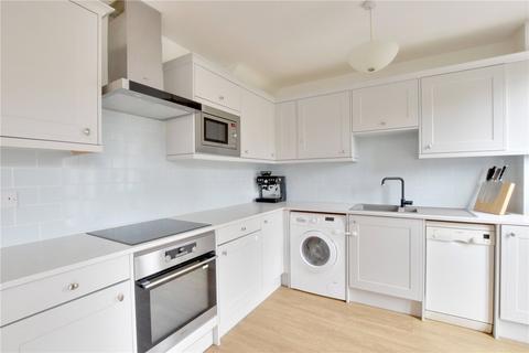 19 Lenham Road, London, SE12 8QN