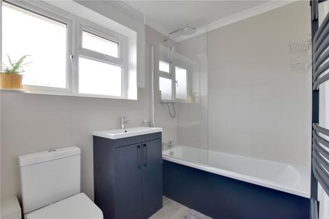 19 Lenham Road, London, SE12 8QN