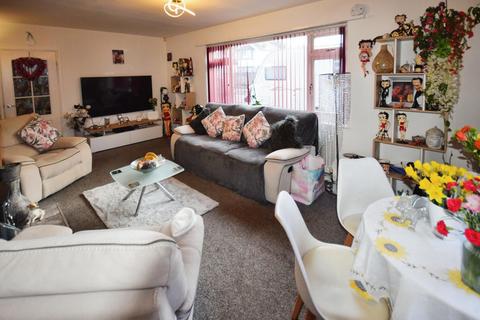 3 bedroom detached bungalow for sale, Laythorpe Avenue, Skegness PE25