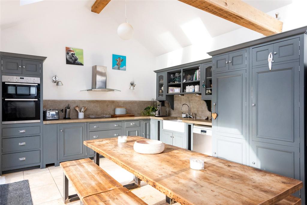 Kitchen/Dining