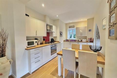 2 bedroom link detached house for sale, Weymouth