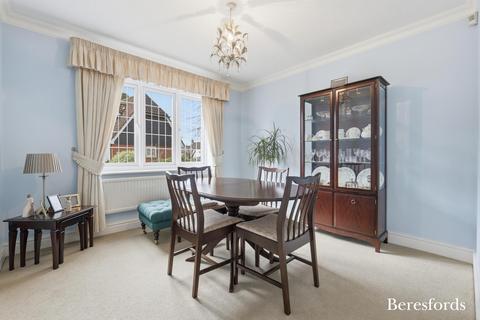 4 bedroom detached house for sale, Beaumont Gardens, Hutton, CM13