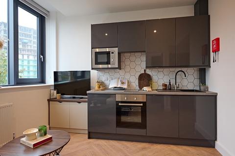 1 bedroom apartment to rent, Apt 0503, Q Three Residence, 30 Westgate LS1