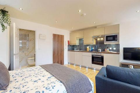 Studio to rent, Apt 8, Ribbon Residence, 11 Woodhouse Square LS3