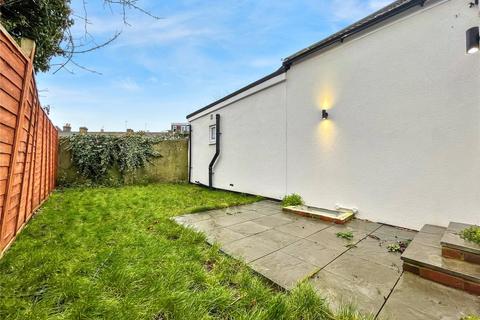 19a Duncan Road, Gillingham, ME7 4LA