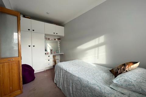 24 Farnham Road, Welling, DA16 1LQ