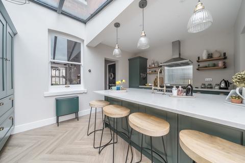 239 Whitecross Road, Hereford, HR4 0LT