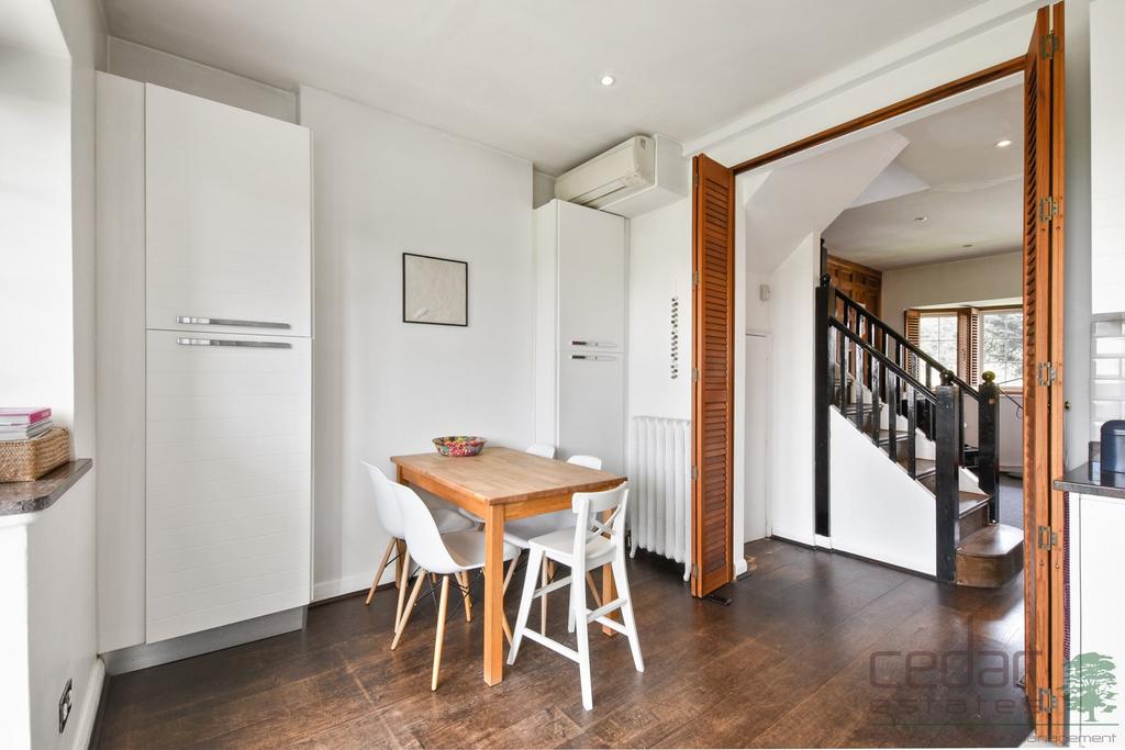Apartment in London - View 5