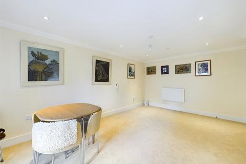 1 bedroom apartment for sale, High Street, Christchurch, Dorset, BH23