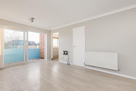 37a Wellesley Road, London, W4 4BX