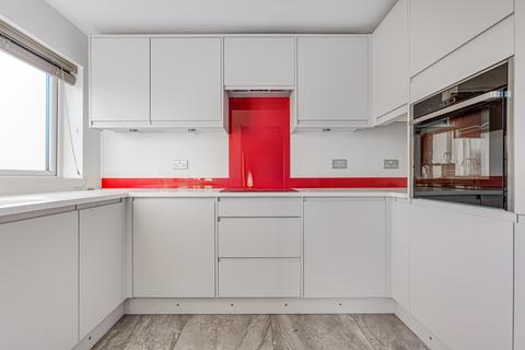 37a Wellesley Road, London, W4 4BX
